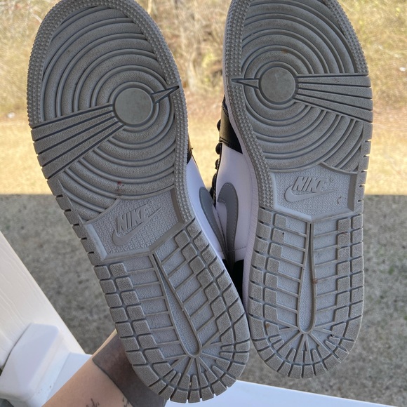 Jordan 1 Low - Picture 5 of 5